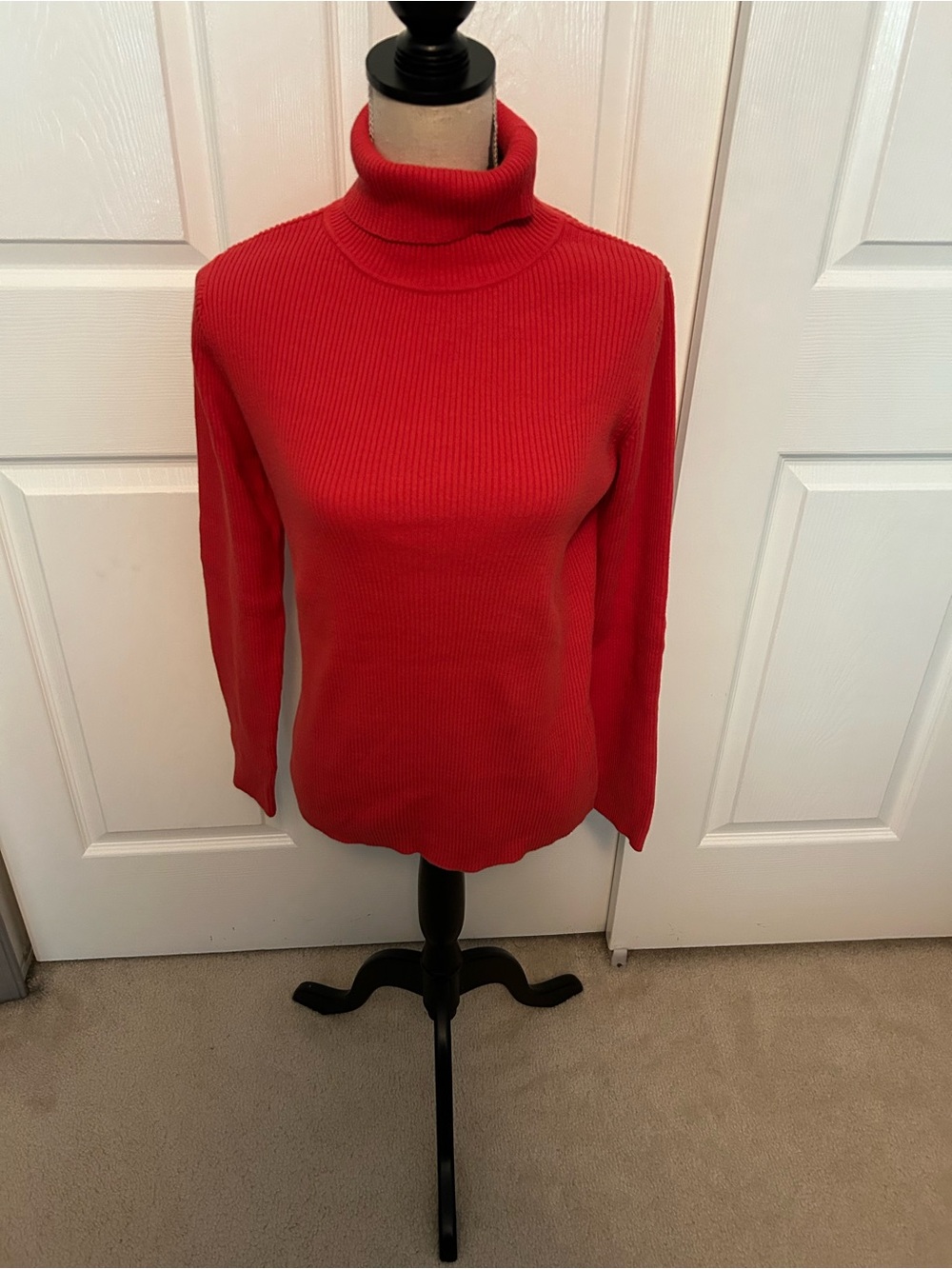 Norm Thompson Classic Ribbed Red/Orange Turtleneck Sweater